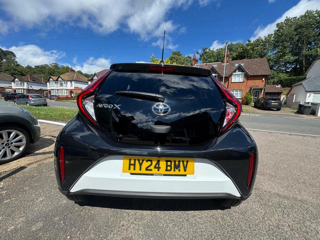 Toyota Aygo X 1.0 Vvt-i Edge X-shift Euro 6 S S White #4