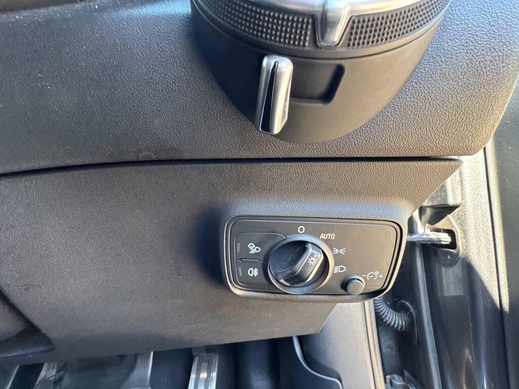 Audi TT 2.0T Fsi S Line Black #35
