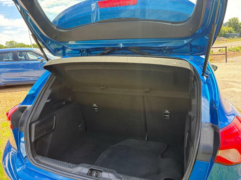 Ford Focus 1.0 E B 125 St-line Privacy Glass FG69MBF Silver #28