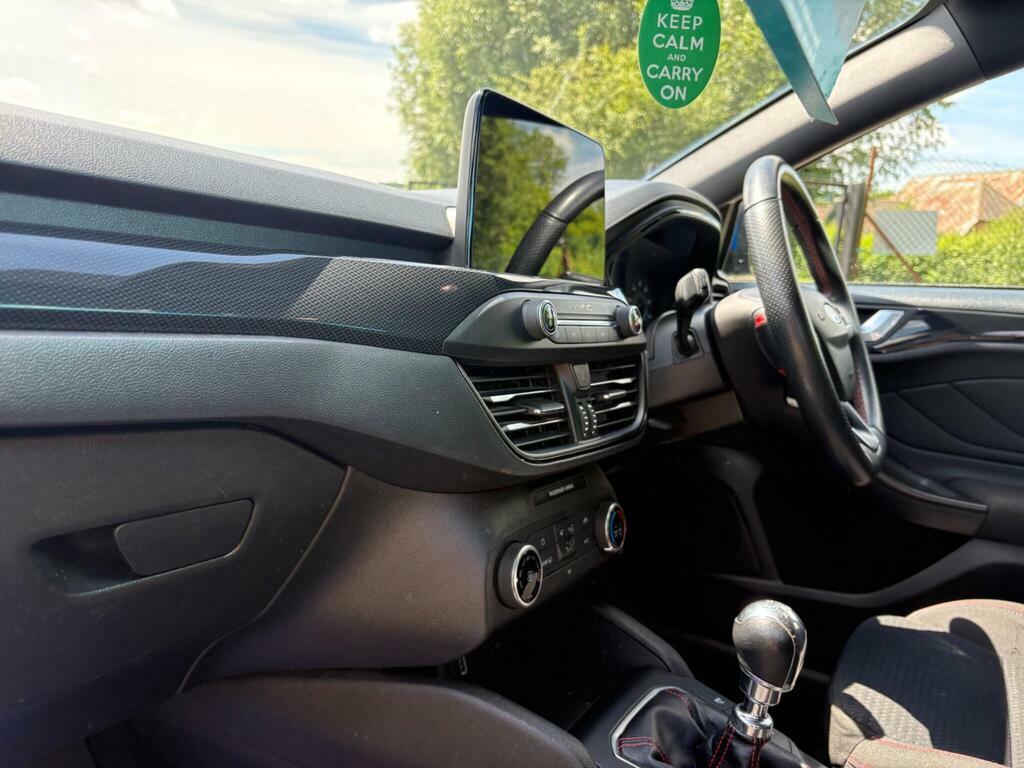 Ford Focus 1.0 E B 125 St-line Privacy Glass FG69MBF Silver #32