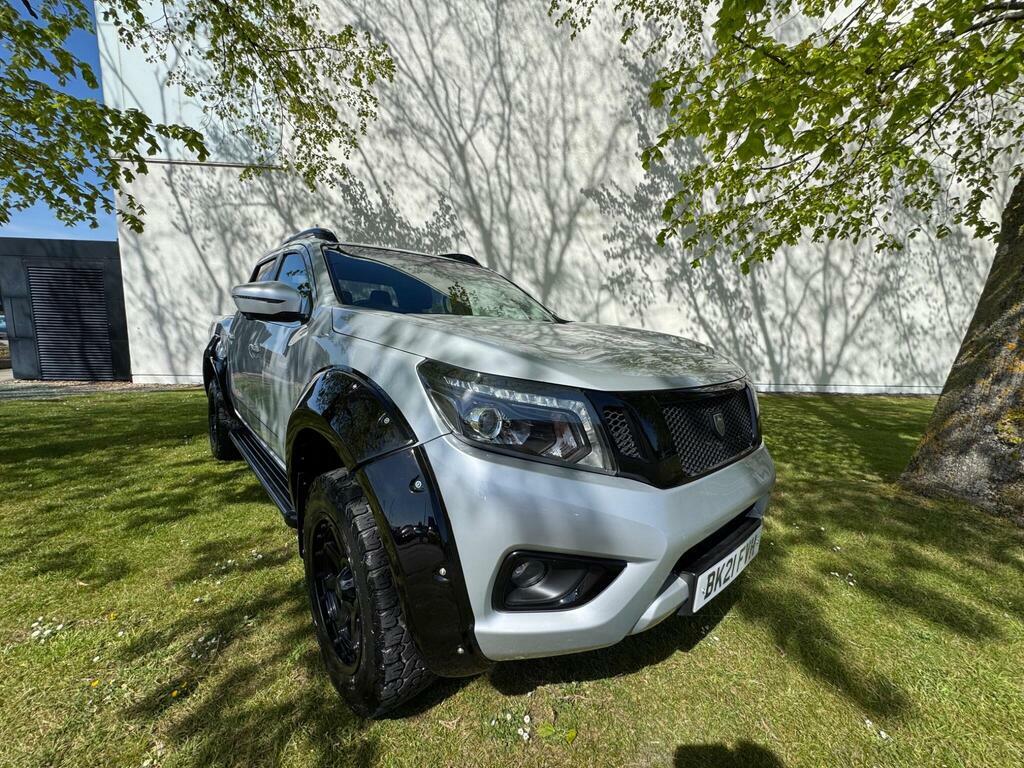 Nissan Navara 2.3 Dci Tekna 4Wd Euro 6 Silver #3