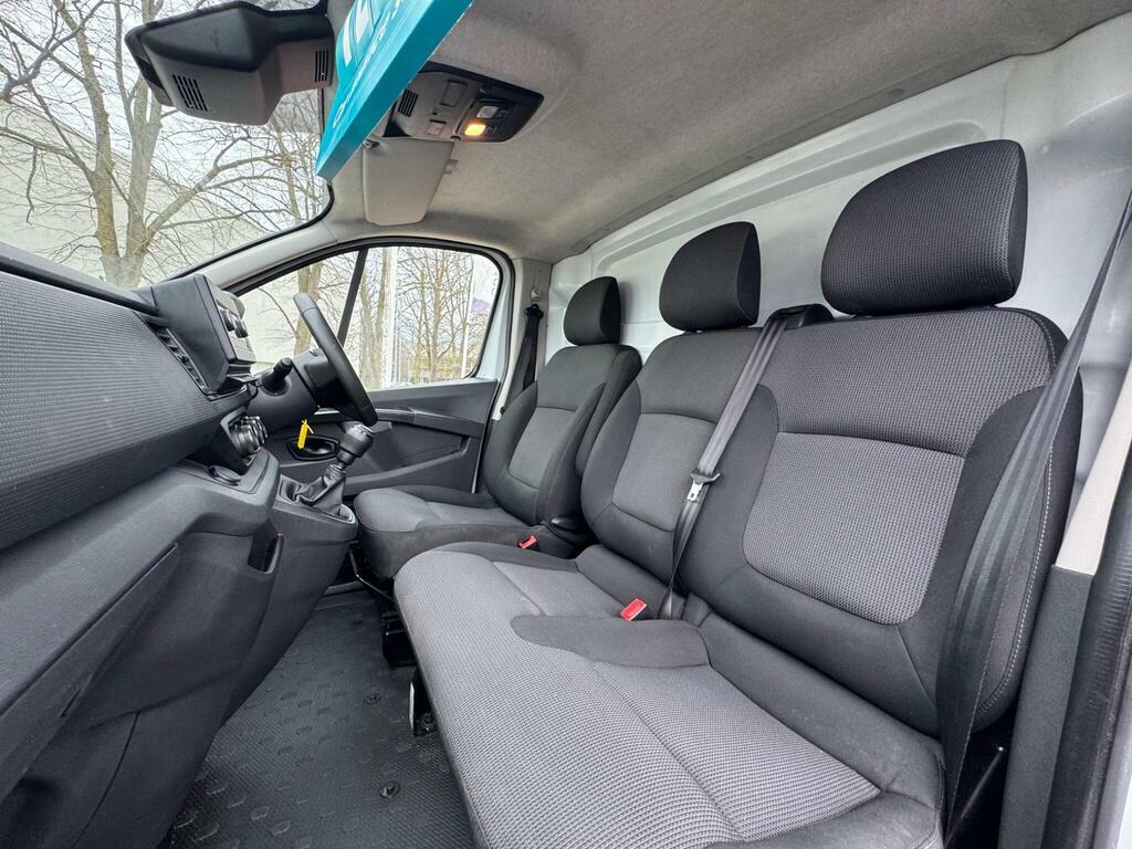 Renault Trafic Trafic Sl28 Blue Dci 130 Business Van White #7