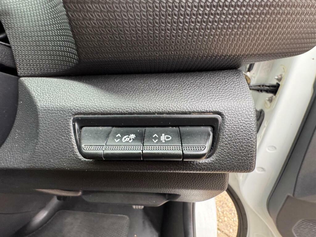 Renault Trafic Trafic Sl28 Blue Dci 130 Business Van White #17