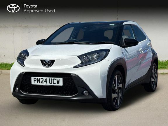 Toyota Aygo X Edge White #3