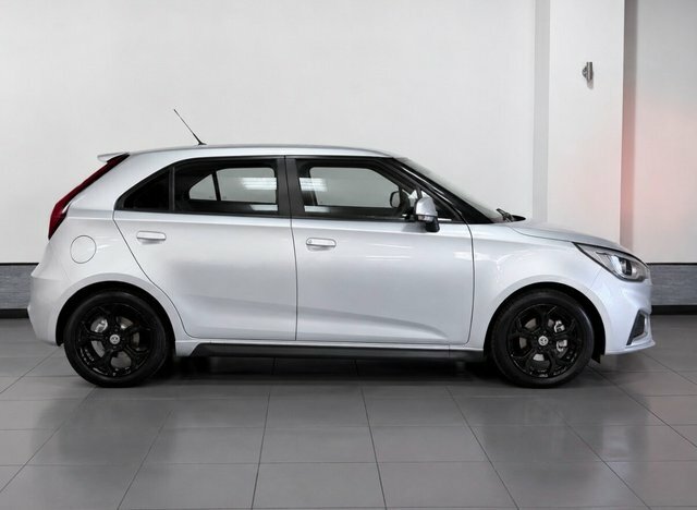 MG MG3 1.5 Vti-tech Exclusive Hatchback Silver #3