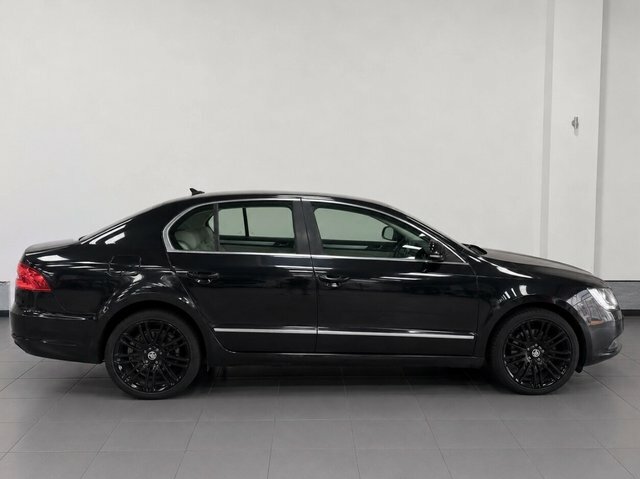 Skoda Superb 1.8 Tsi Elegance Hatchback Dsg Euro 5 Black #3