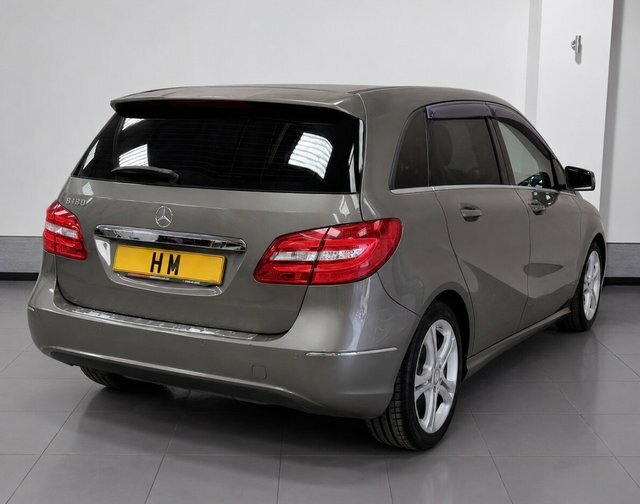 Mercedes-Benz 300H Mhev Amg Line Premium Plus G-tronic 4Matic Black #2