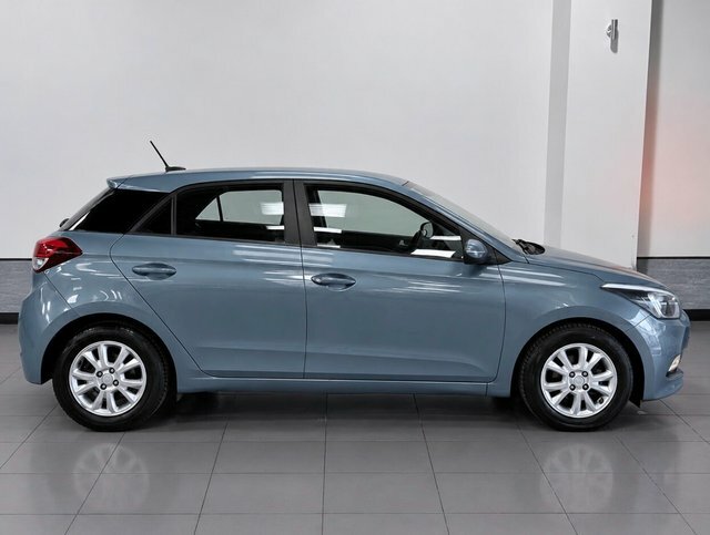 Hyundai I20 1.2 Se Hatchback Euro 6 84 Ps ML66HUY Blue #3