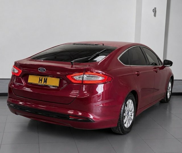Ford Mondeo 2.0 Tdci Titanium Hatchback Euro Red #2