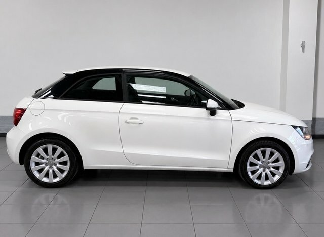 Audi A1 1.6 Tdi Sport Hatchback Euro 5 White #3