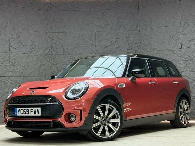 Mini Clubman Estate YC69FWV Red