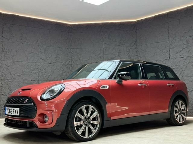 Mini Clubman Estate YC69FWV Red #5