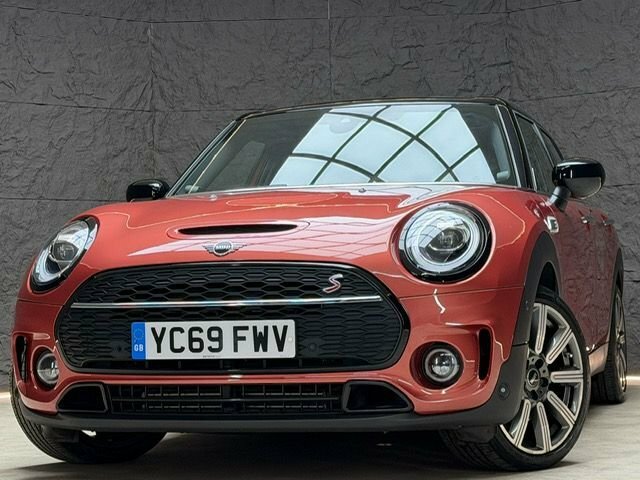 Mini Clubman Estate YC69FWV Red #6