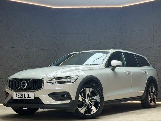 Volvo V60 Cross Country Estate Gold