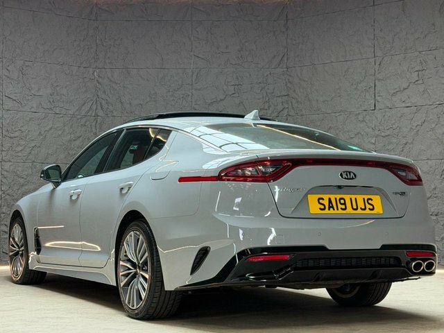 Kia Stinger 3.3 T-gdi Gt S Black #17