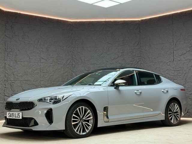 Kia Stinger Hatchback Grey #4