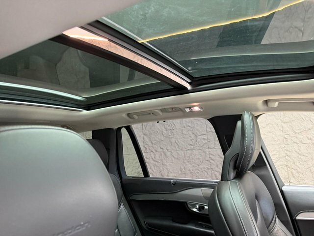Volvo XC90 Suv WH17HZS Silver #4