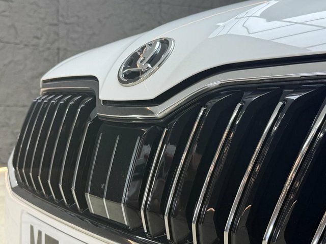 Skoda Superb Estate MF66OTX White #6