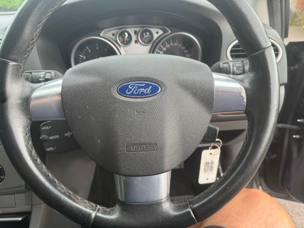 Ford Focus Titanium Tdci Silver #15