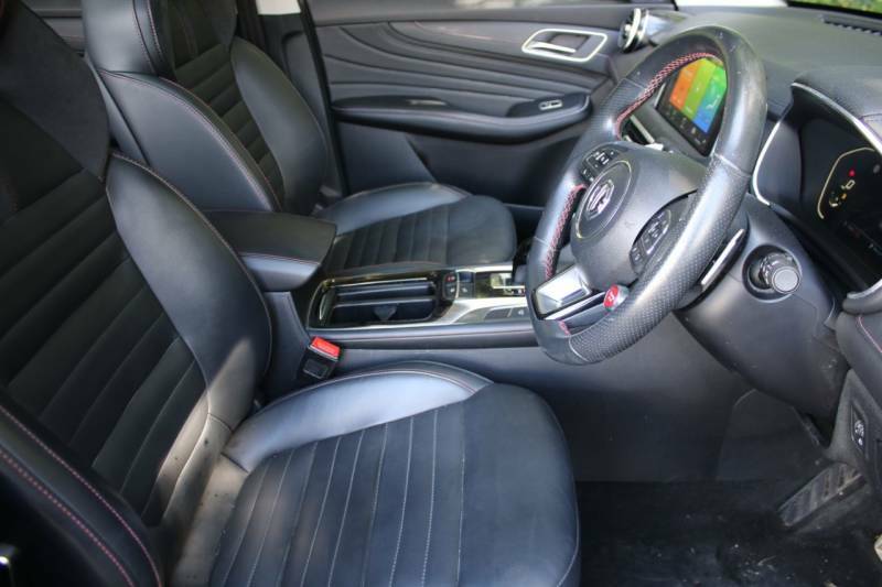 MG HS 1.5 Exclusive T-gdi Dct Turbo Black #6