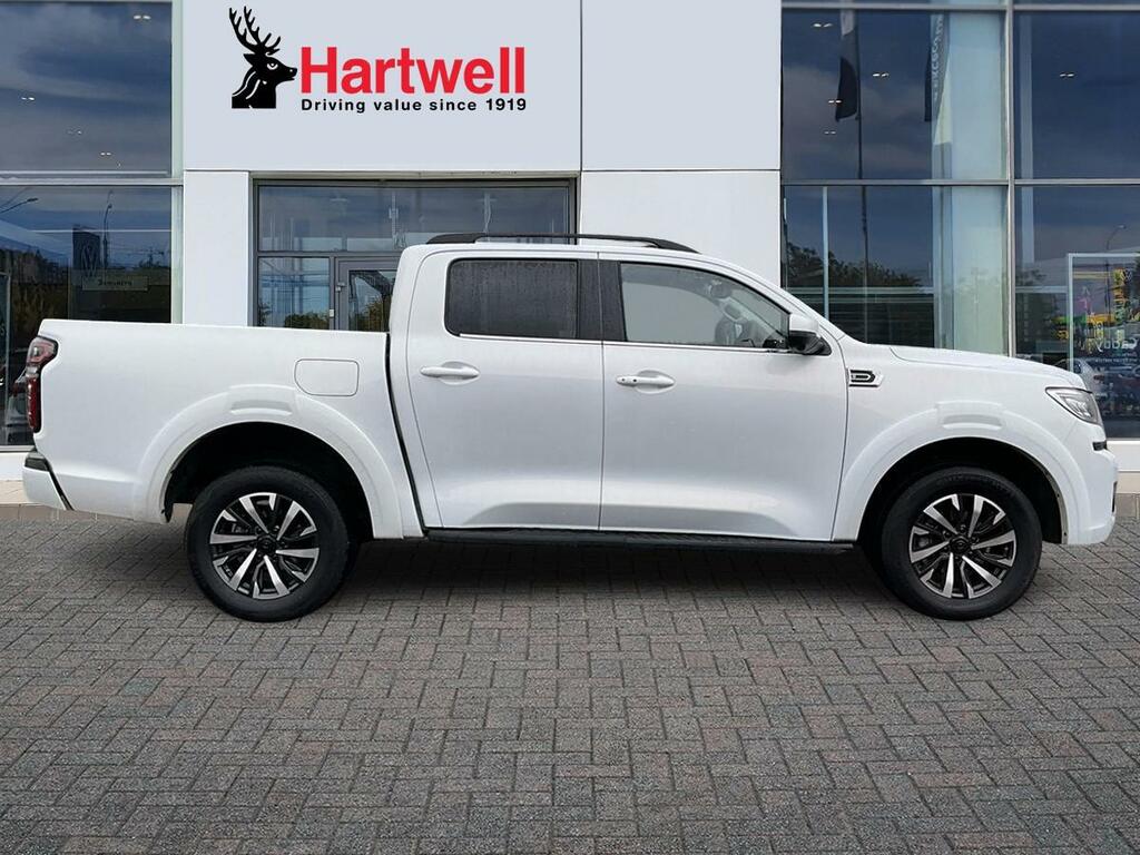 Great Wall POER300 2.4D Ultra Pickup Double Cab 4Wd E OY75MWW White #2