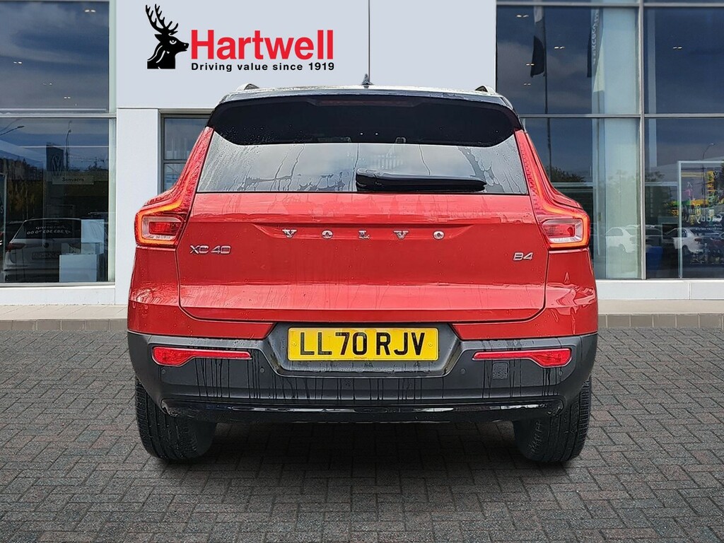 Volvo XC40 2.0 B4 Mhev R-design Suv Hybrid Eu Red #4