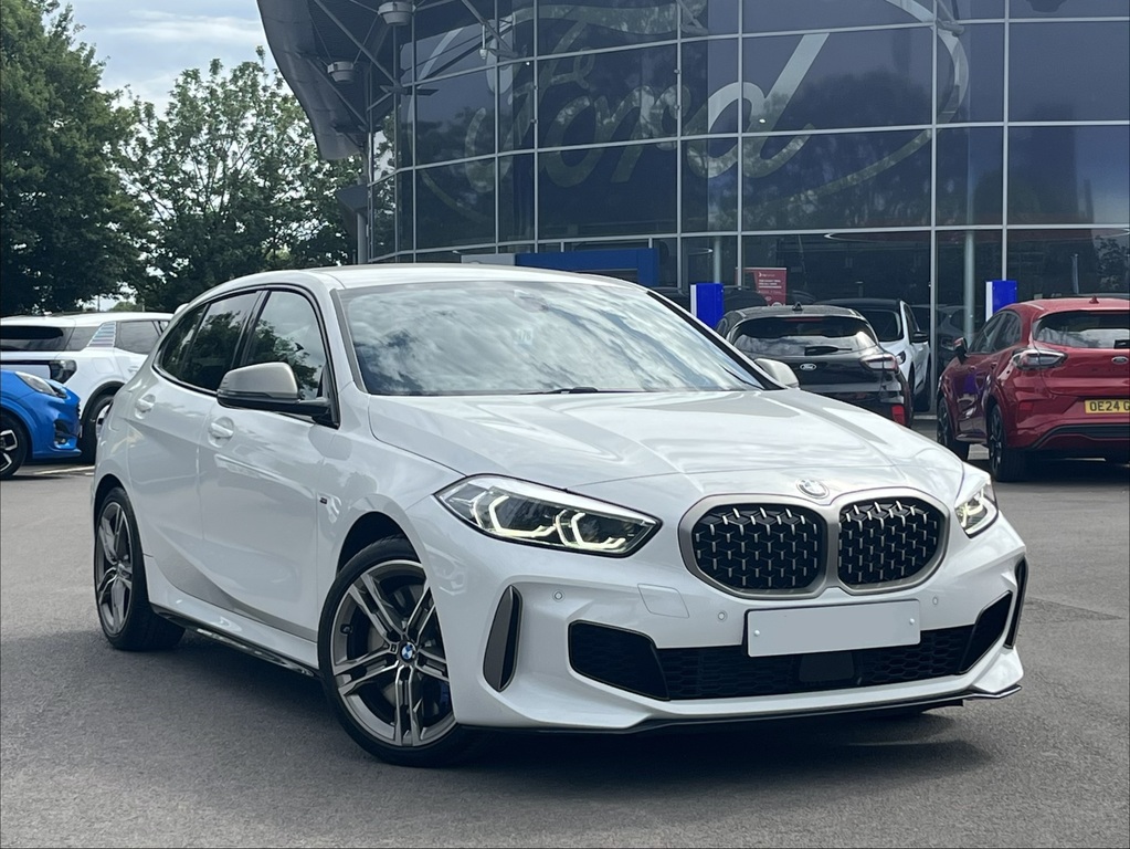 BMW 1 Series 2.0 M135i Hatchback Xdrive Euro 6 White