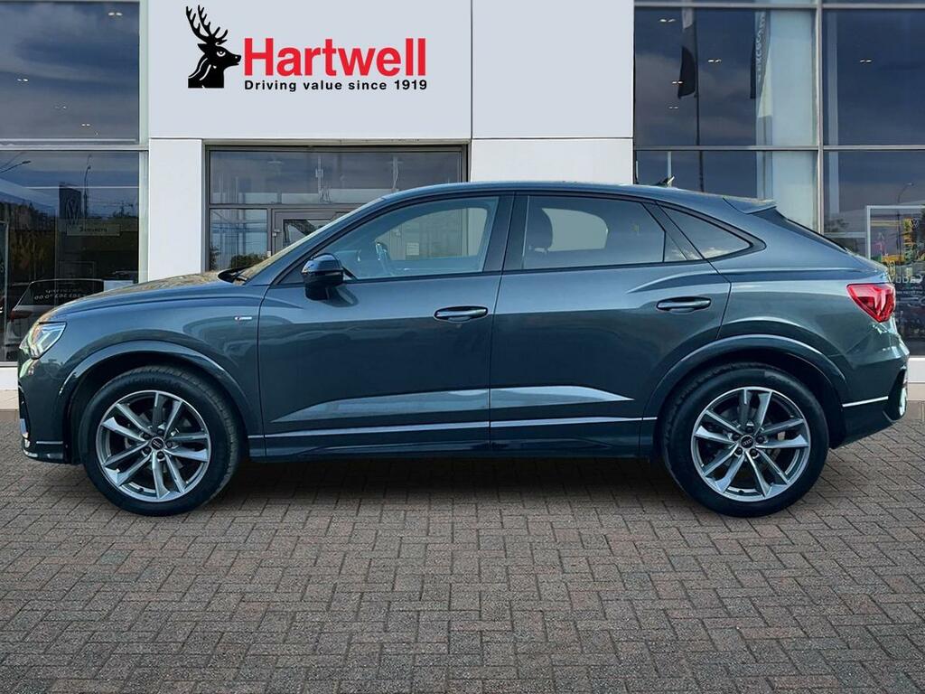 Audi Q3 1.5 Tfsi Cod 35 Black Edition Sportback OE23ZPU Grey #6
