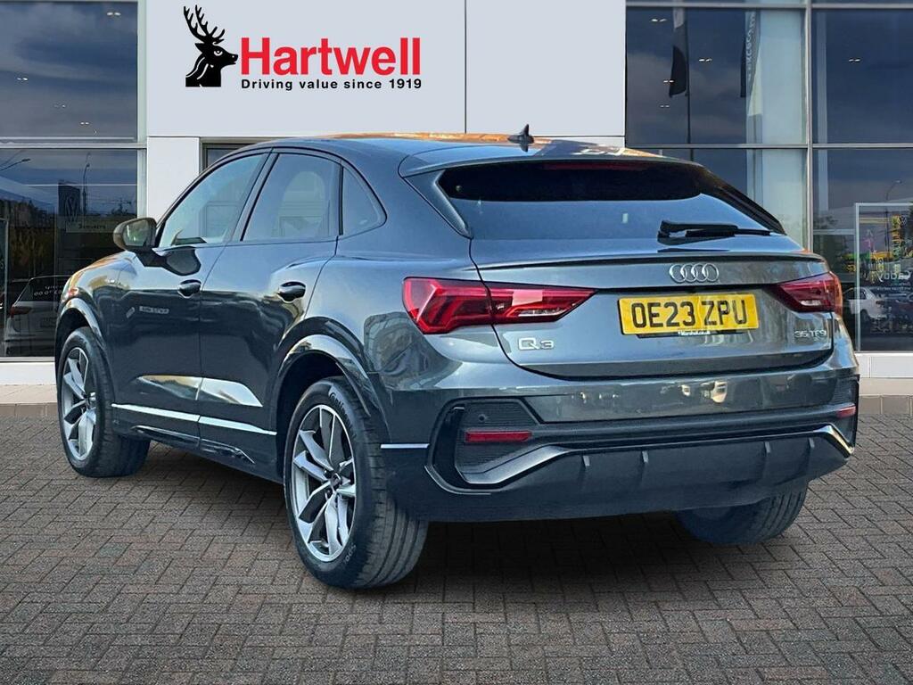 Audi Q3 1.5 Tfsi Cod 35 Black Edition Sportback OE23ZPU Grey #5