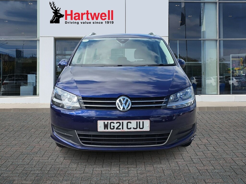 Volkswagen Sharan Mpv White #8