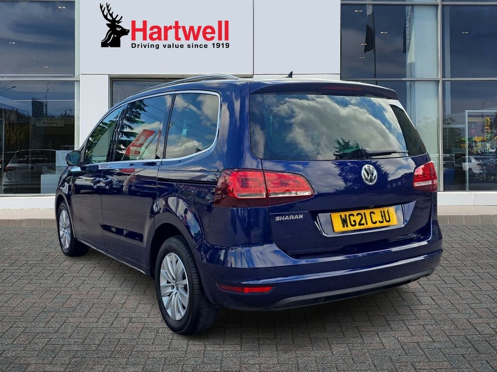 Volkswagen Sharan Mpv White #5