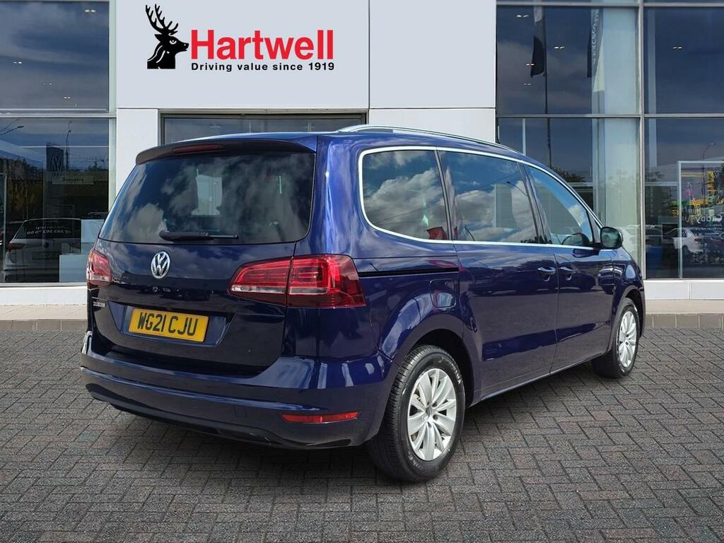 Volkswagen Sharan Mpv White #3