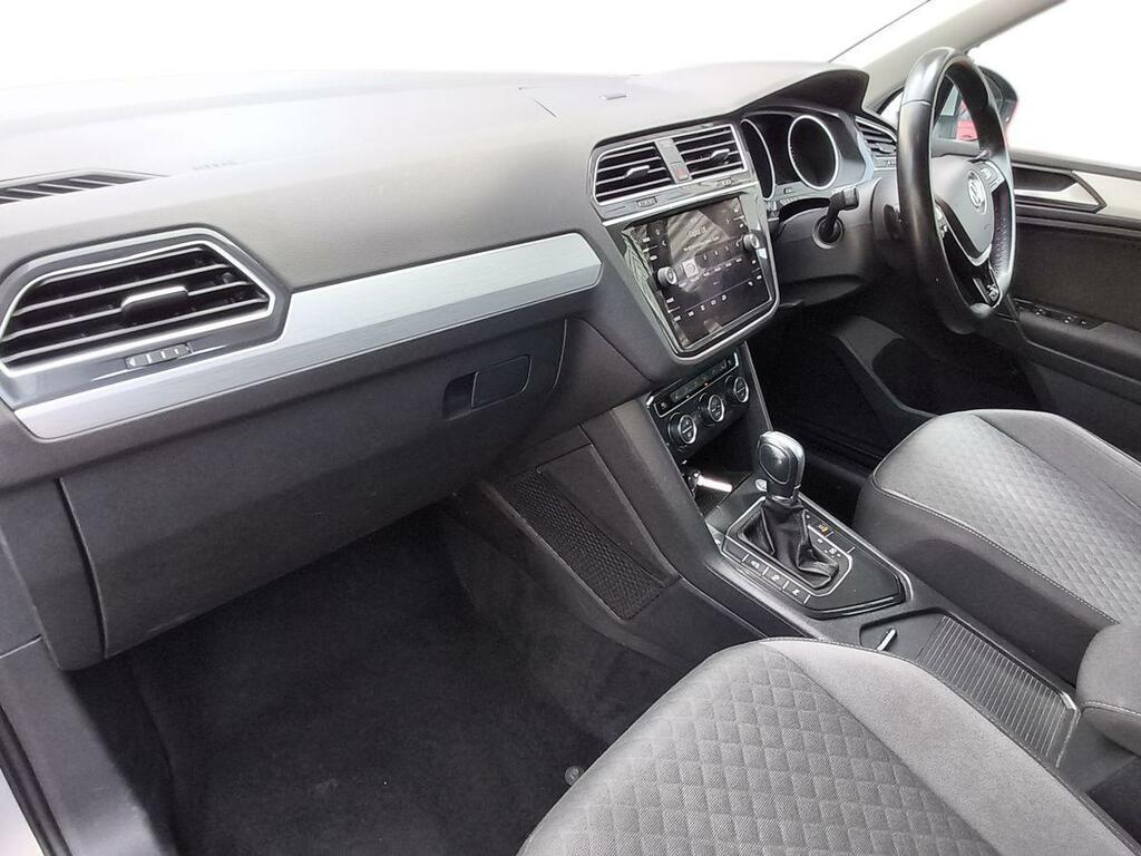 Volkswagen Tiguan R-line Tech Tdi White #15