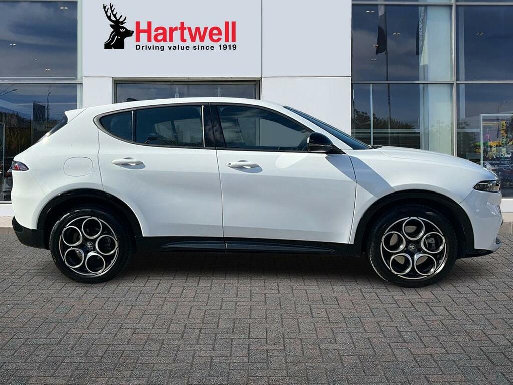 Alfa Romeo Tonale 1.5 Vgt Mhev Sprint Suv Hybrid Dct Euro White #2