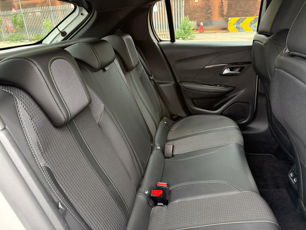 Peugeot 208 1.2 Puretech Active Premium Euro 6 Ss  #11