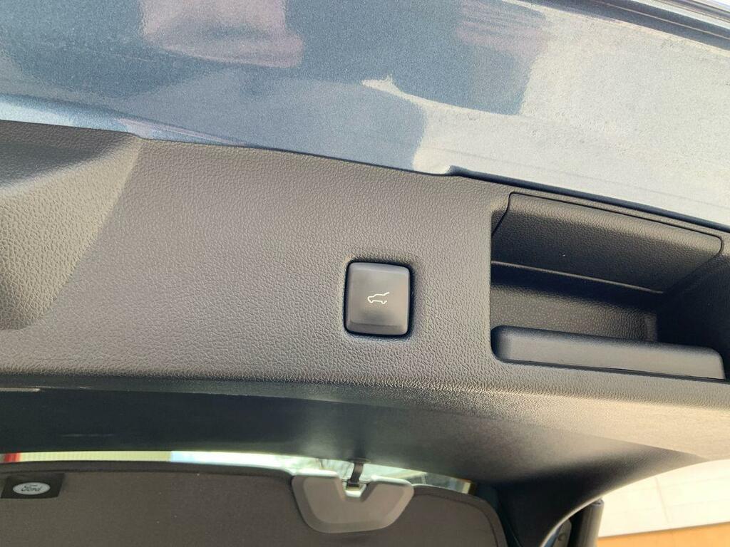 Ford Kuga 2.5 Fhev St-line X Edition Cvt Black #21