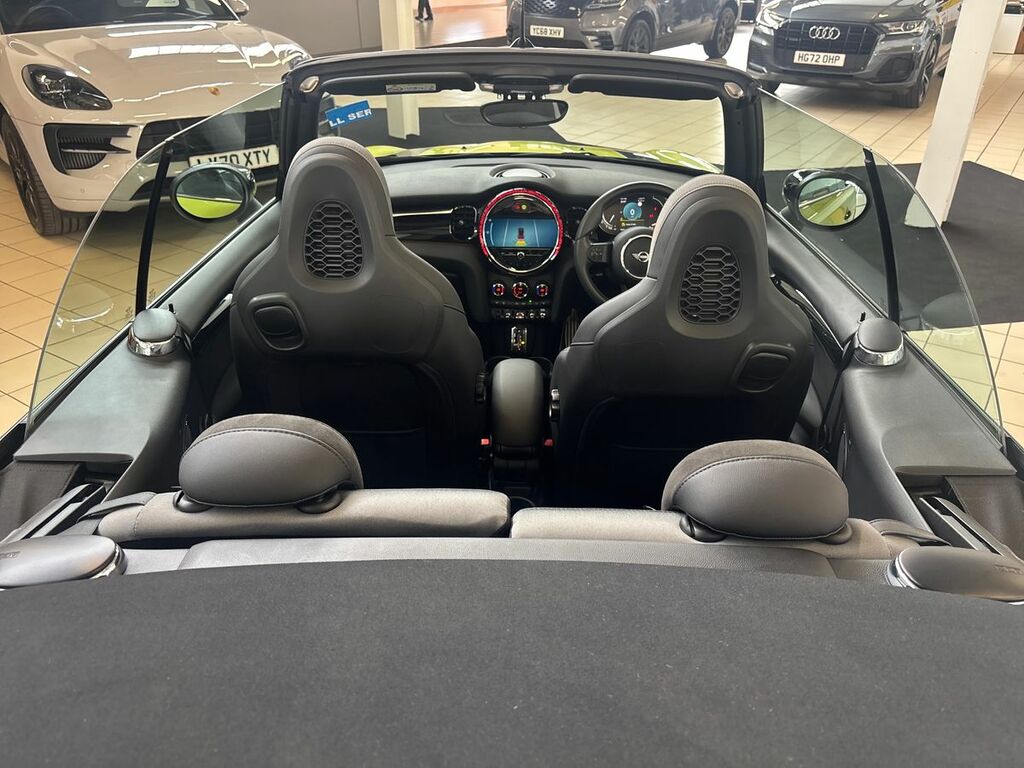 Mini Convertible 2.0 Cooper S Sport II Comfortnav Pack Black #25
