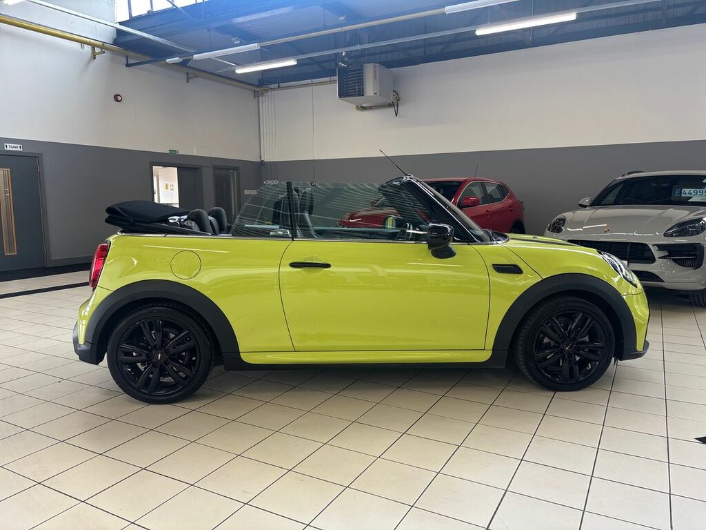 Mini Convertible 2.0 Cooper S Sport II Comfortnav Pack Black #21