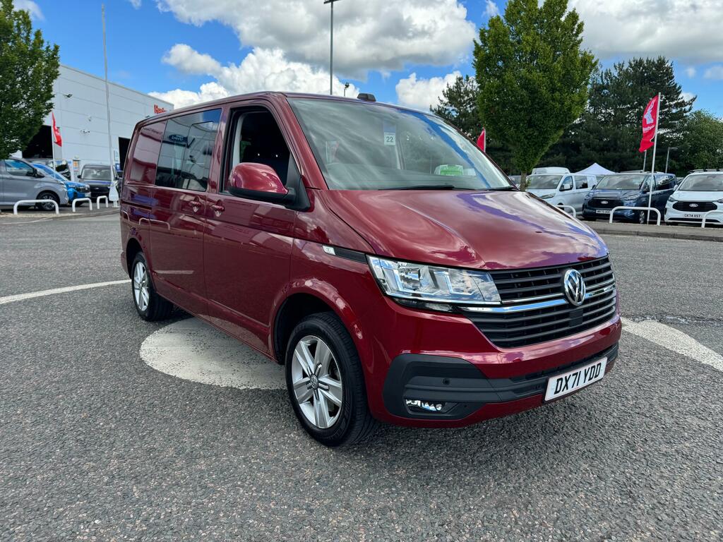 Volkswagen Transporter 2.0 Tdi T32 Highline Kombi Double Cab D Red