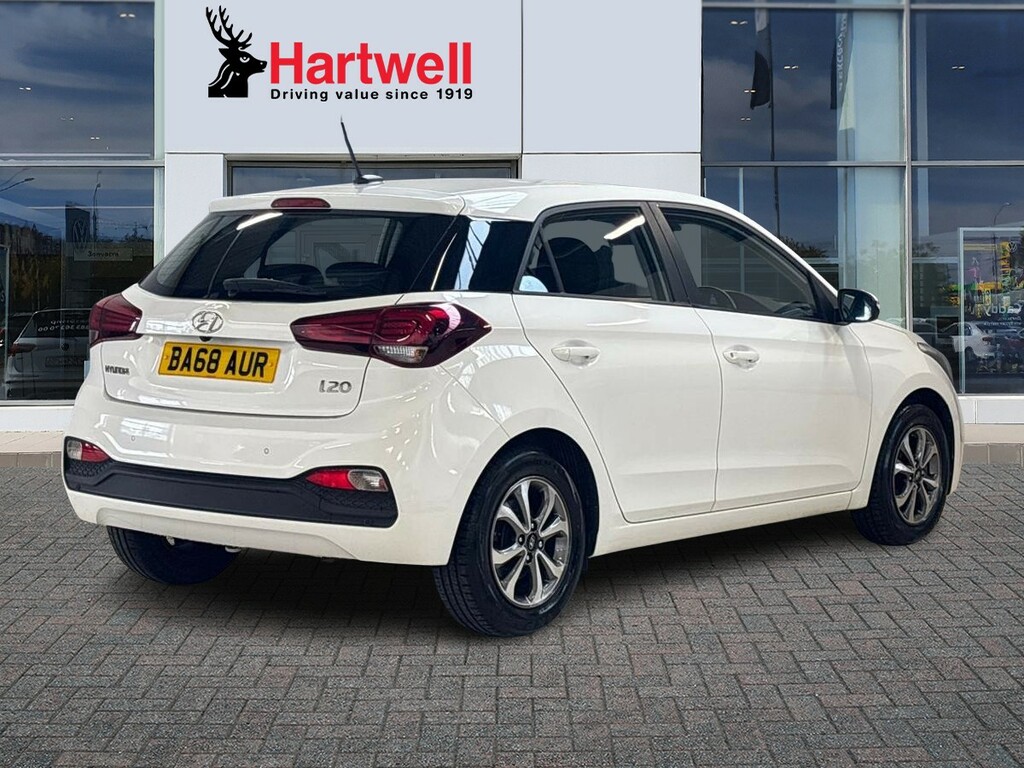 Hyundai I20 1.2 Se Launch Edition Hatchback White #3