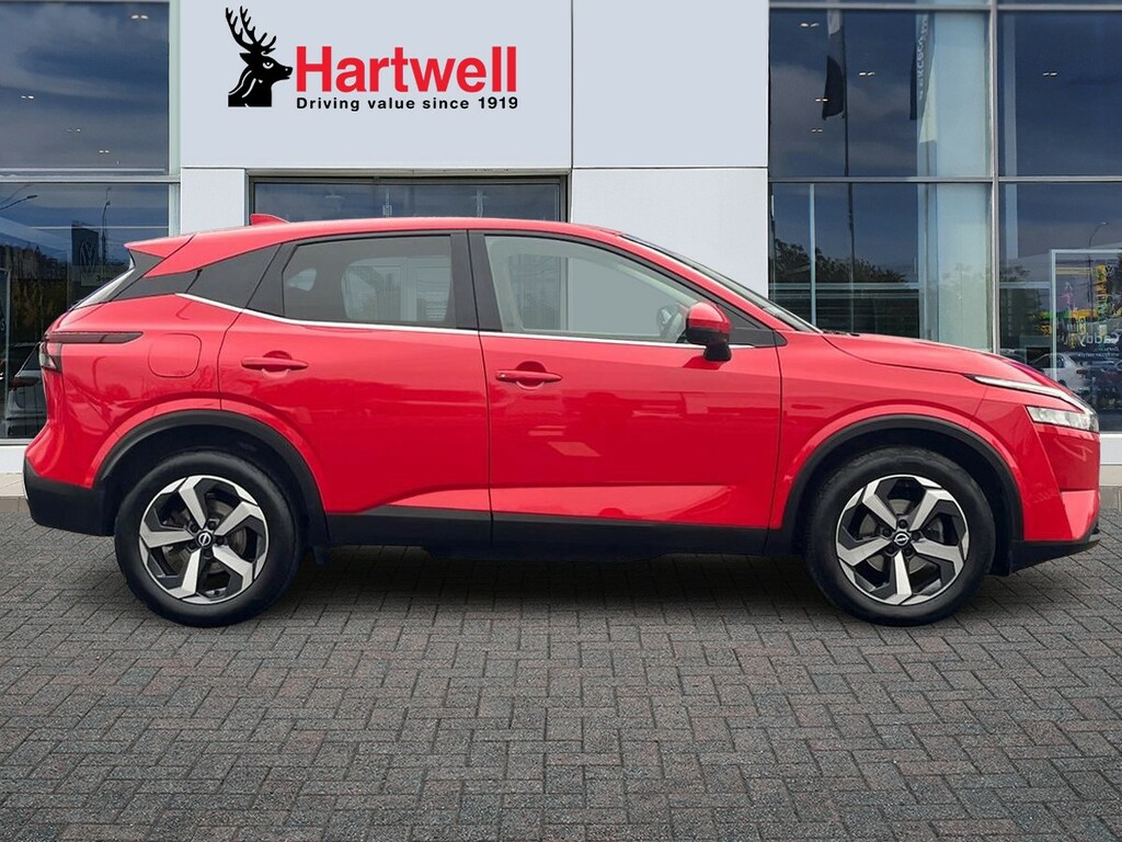 Nissan Qashqai 1.3 Dig-t Mhev N-connecta Suv Hybrid Ma OE23JFN Red #2