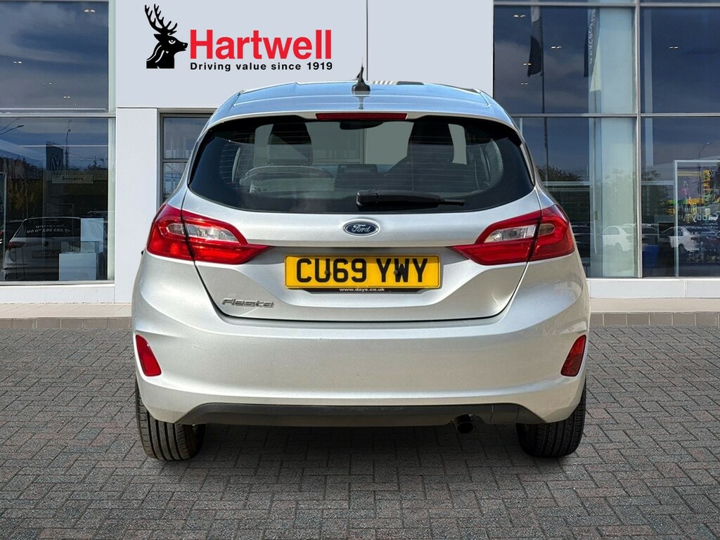 Ford Fiesta Zetec 1.1 80Ps Silver #4