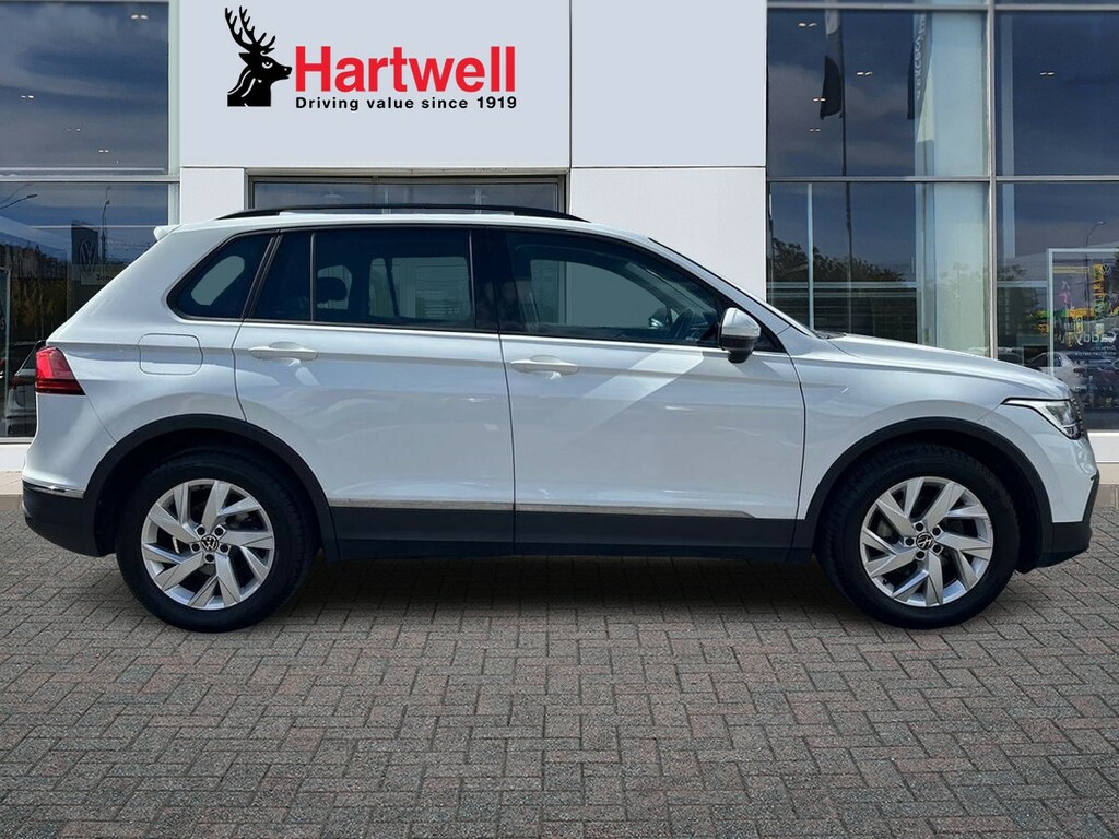 Volkswagen Tiguan 1.5 Tsi Life Suv Euro 6 Ss 1 White #2