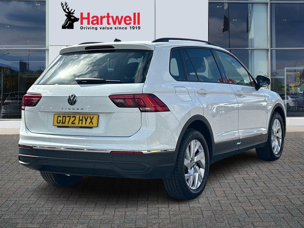 Volkswagen Tiguan 1.5 Tsi Life Suv Euro 6 Ss 1 GD72HYX White #3