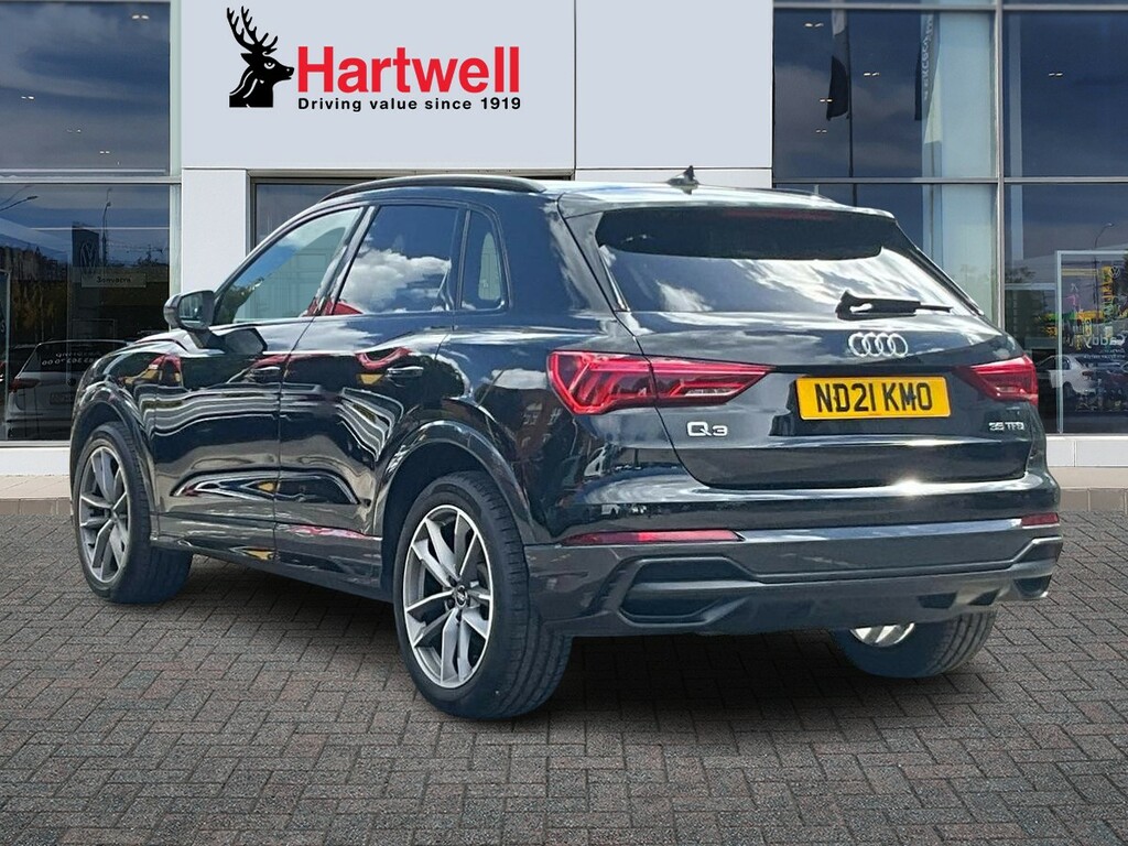 Audi Q3 1.5 Tfsi Cod 35 Black Edition Suv S Tro Black #5