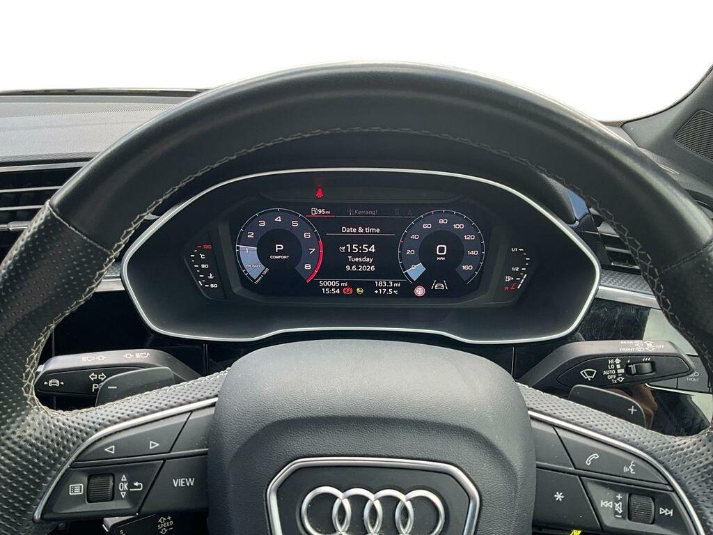 Audi Q3 35 Tfsi Sport Red #13