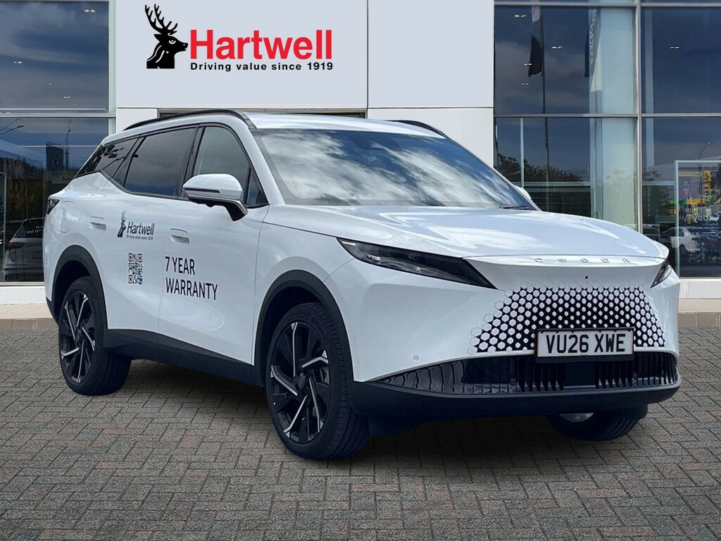 Omoda 7 1.5T Shs 18.4Kwh Noble Suv Plug-in Hybr White