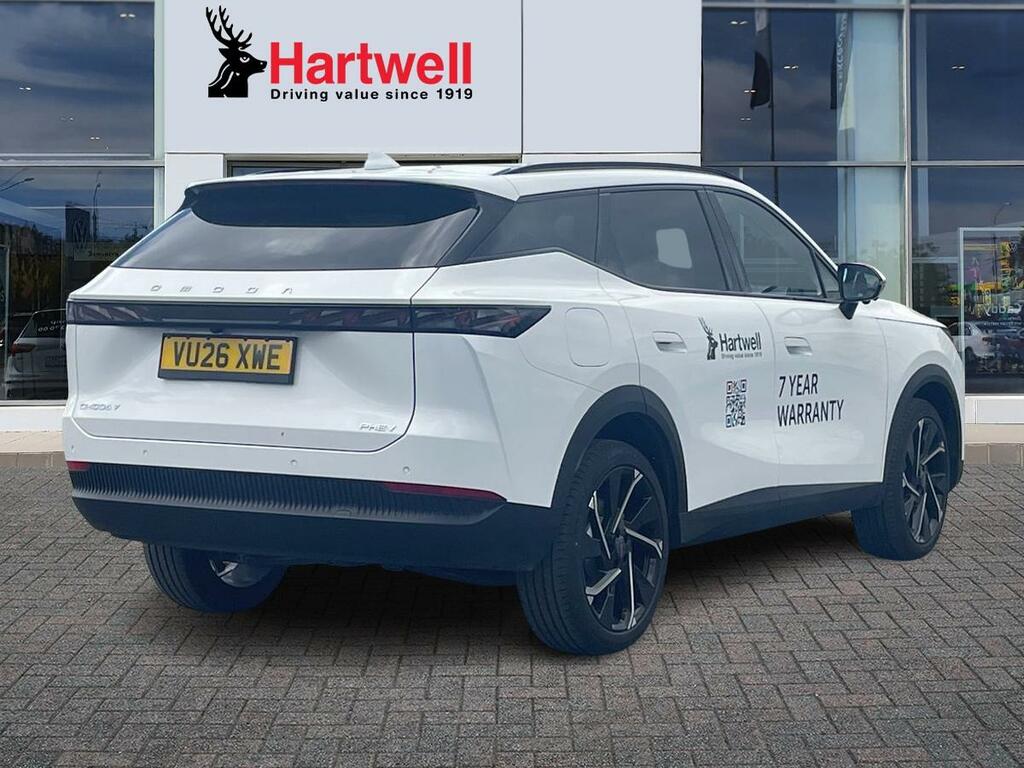 Omoda 7 1.5T Shs 18.4Kwh Noble Suv Plug-in Hybr White #3