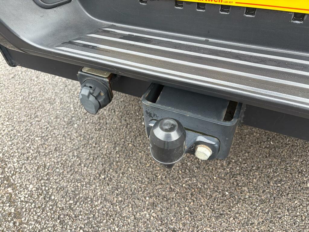 Ford Ranger  Silver #9