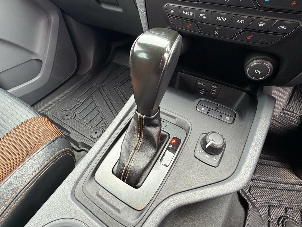 Ford Ranger  Silver #18